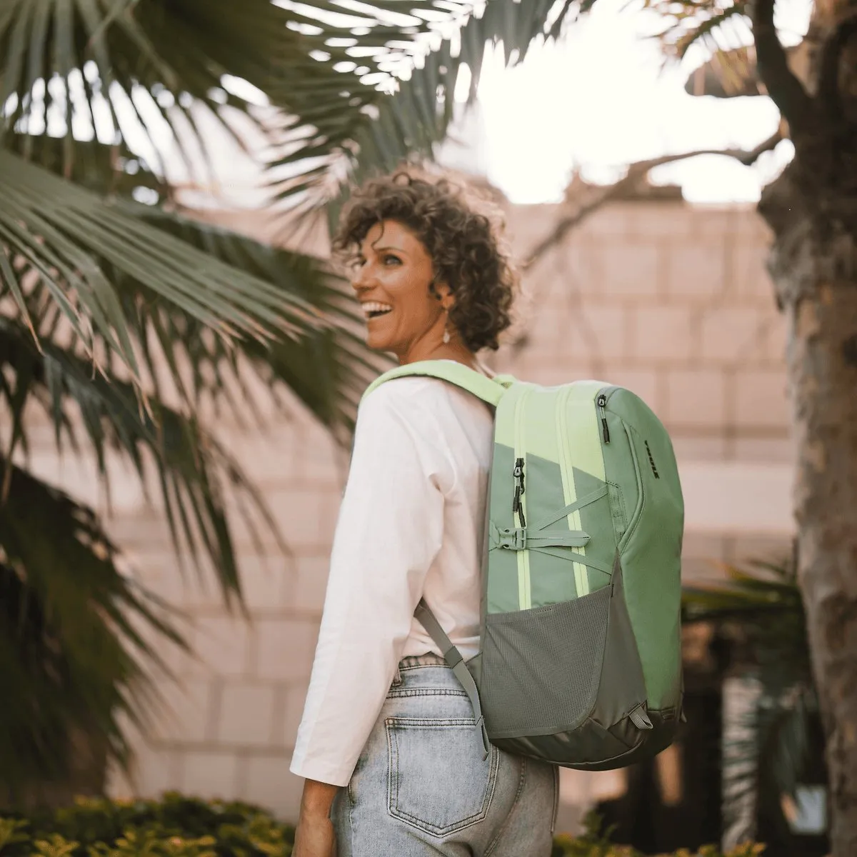 Thule EnRoute 4 Backpack 23L | Pelican Gray/Vetiver Gray